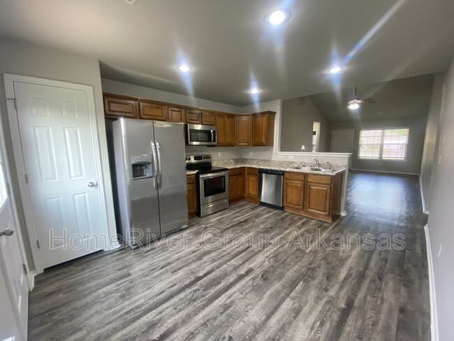 Building Photo - 3750 Alliance Dr