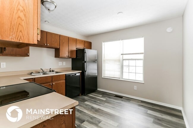 Foto del edificio - 2980 Blue Moon Dr