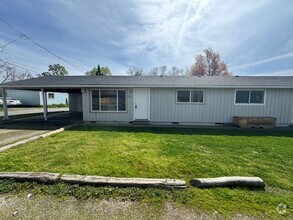 Building Photo - 1116 Stevens St