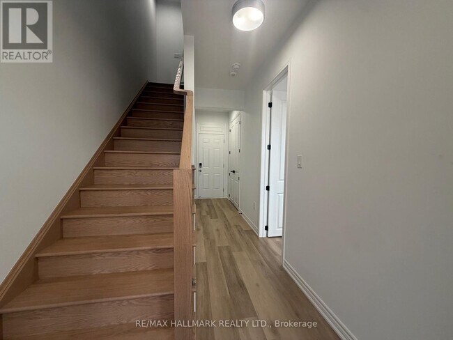 Building Photo - 3384 Wrybill Path