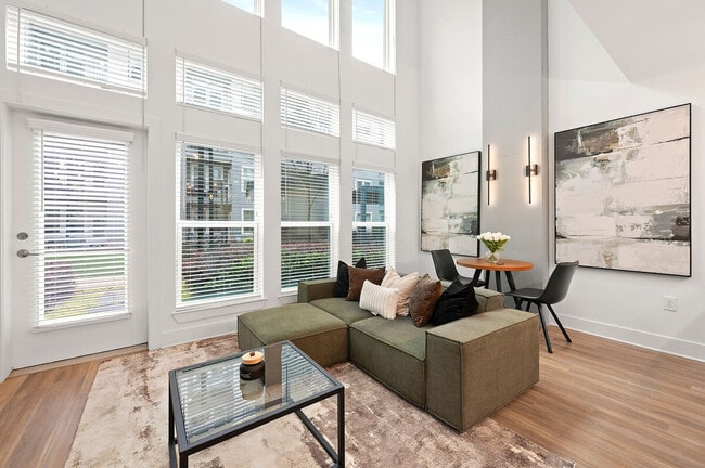 Building Photo - 230 Bill Kennedy Wy SE