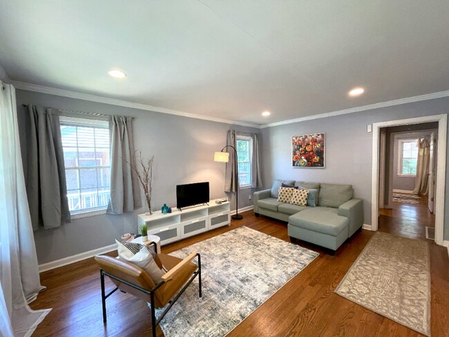 Foto del edificio - 1408 Lockwood Dr SW