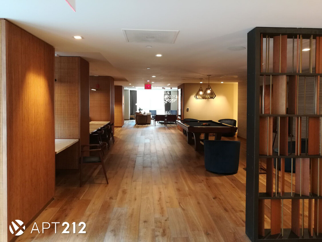 Primary Photo - 560 W 43rd St