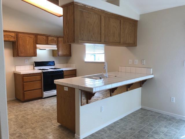 Building Photo - 932 Alpen Dr