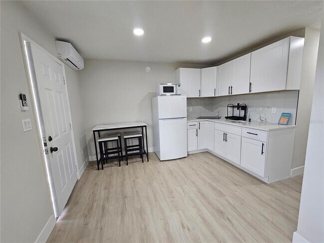 Foto del edificio - 4415 Galloway Ln