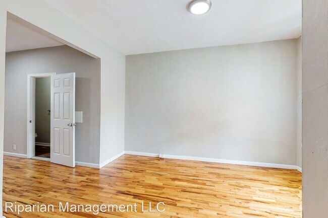 Foto del edificio - 3 br, 2 bath House - 131 Collins Ave