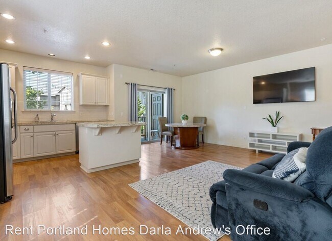 Building Photo - 2 br, 2.5 bath House - 965 NE Wheelock Pl