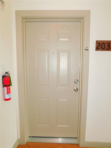 Foto del edificio - 1512 N Elm St
