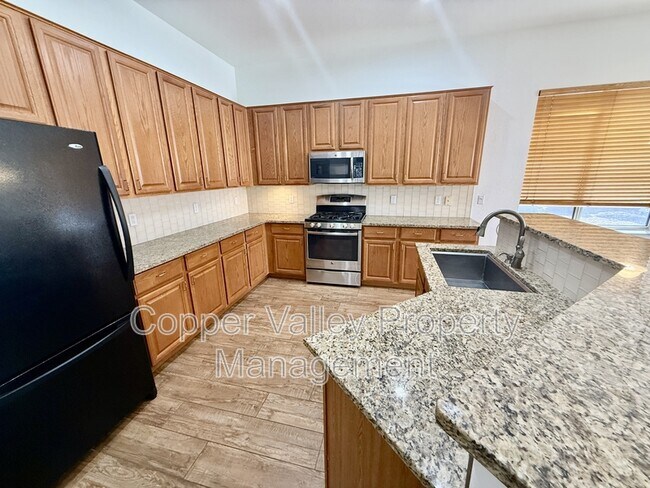 Building Photo - 6853 W Remuda Dr