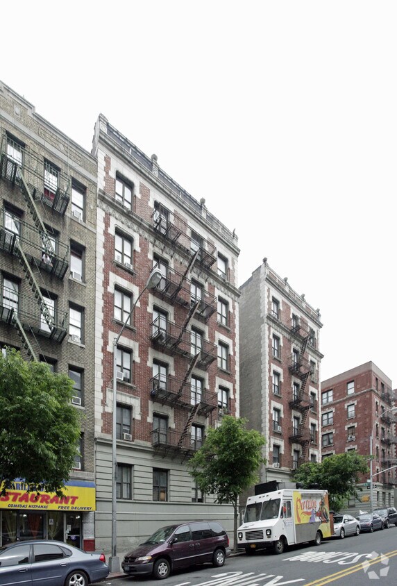 Building Photo - 550 W 176th St