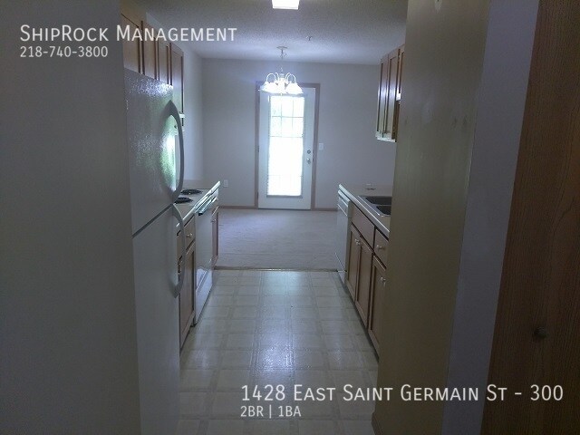 Building Photo - 1428 E St Germain St