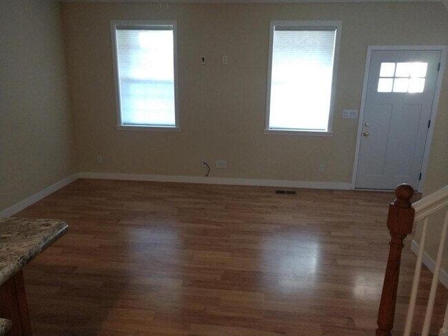 Foto del edificio - 667 SE 2nd St