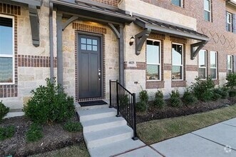 Building Photo - 6025 Roper Rd