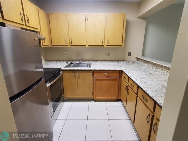 Foto del edificio - 5775 Washington St