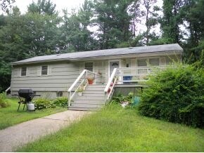 Building Photo - 33 Pond Rd