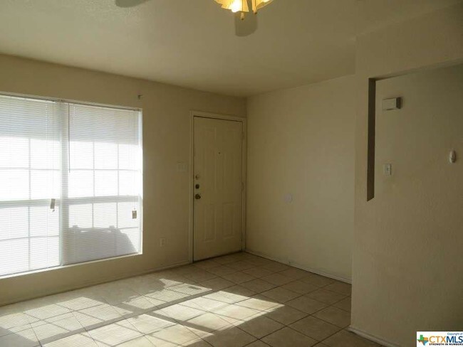 Building Photo - 4407 Alan Kent Dr