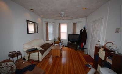 Building Photo - 58 Mansfield St