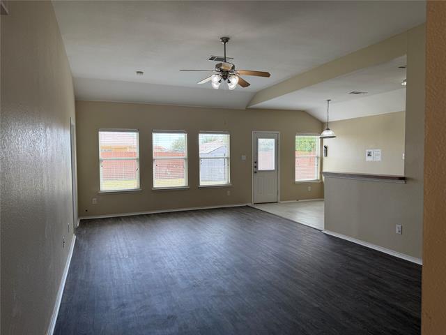 Building Photo - 301 Meadow Lark Ln