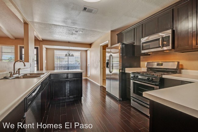Building Photo - 6268 Bandolero Dr