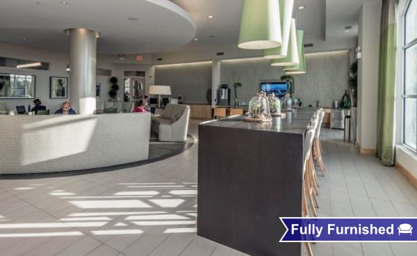 Building Photo - 733 Chicago Ave