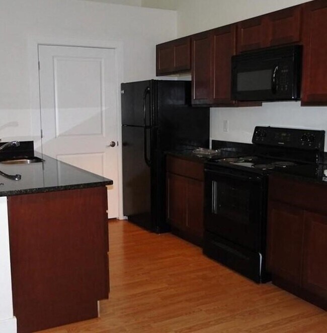 58 North Ave Unit 206, Natick, MA 01760 Room for Rent in Natick, MA