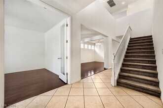 Building Photo - 3412 Osiana Ave