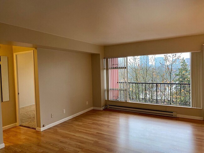 Foto del interior - 2020 Building