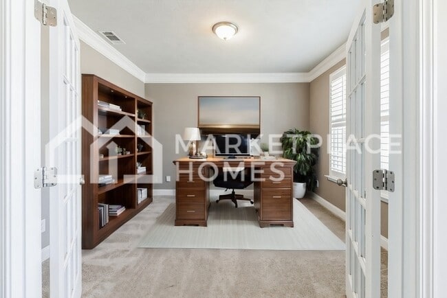 Building Photo - 750 Holderness Ct