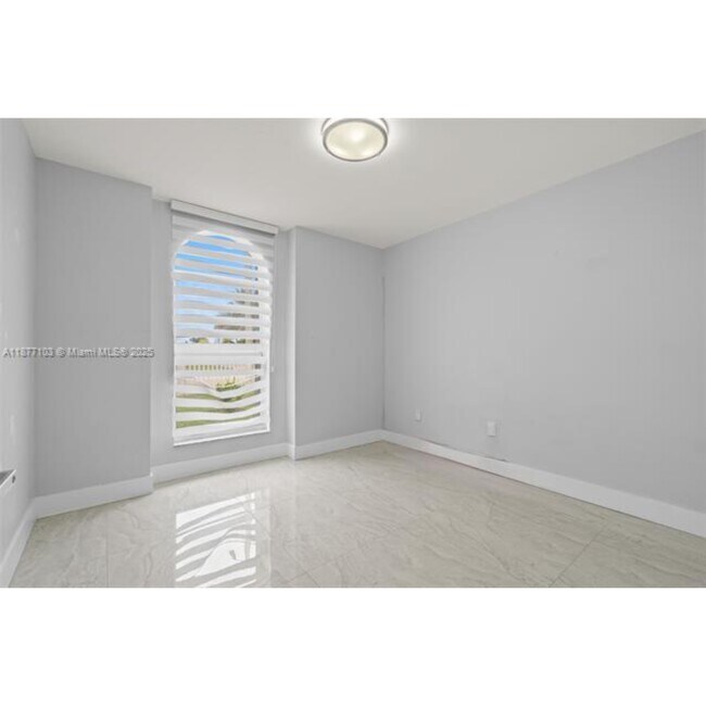 Foto del edificio - 11380 SW 180th St