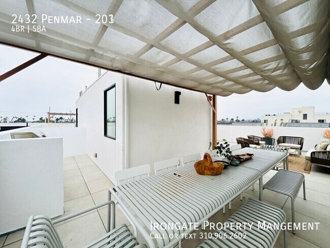 Foto del edificio - 2432 Penmar-203