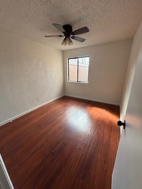 Foto del edificio - 1200 Lakewood Ave