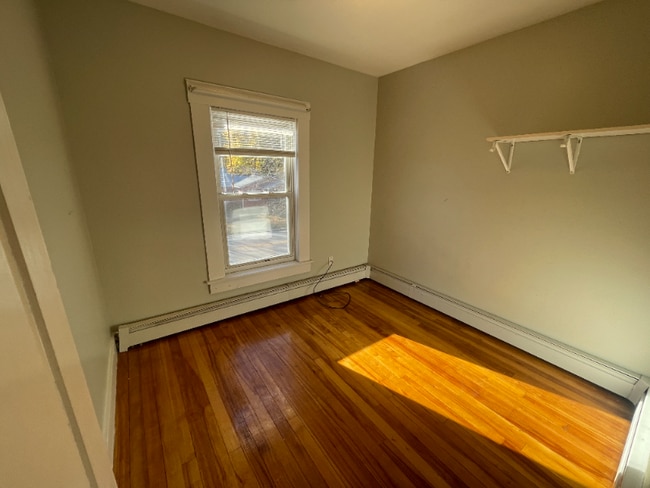 Building Photo - 42 Charlton St