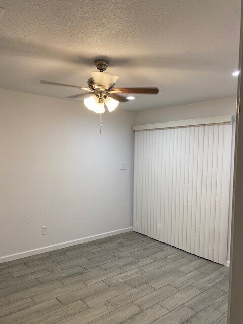 Foto del edificio - 12728 Shannon Hills Dr