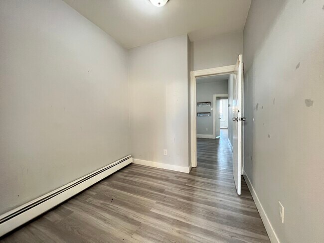 91 East 25th St Unit 13 - 89 E 25th St