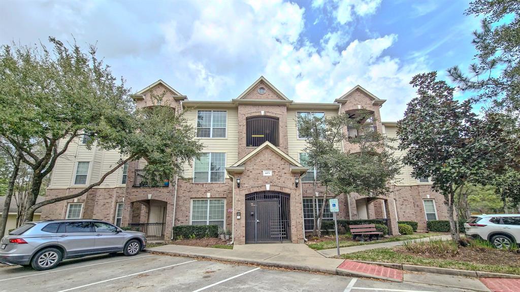 6607 Lake Woodlands Dr Unit 122