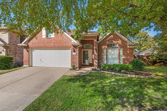 Building Photo - 3605 Villanova Dr