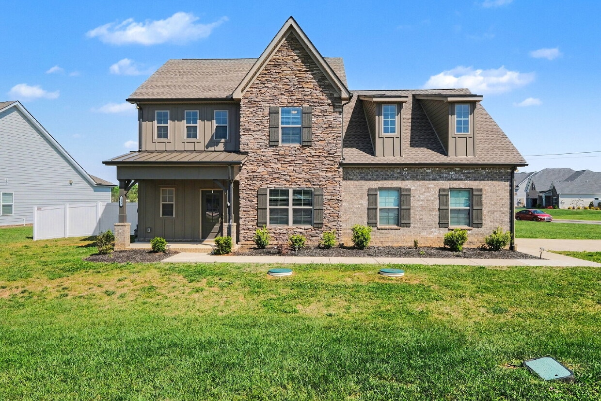"Spacious 4-Bedroom Retreat with 3.5 Baths in Charming Mt. Juliet!" Beautiful Almost 1/2 Acre Lot... - "Spacious 4-Bedroom Retreat with 3.5 Baths in Charming Mt. Juliet!"