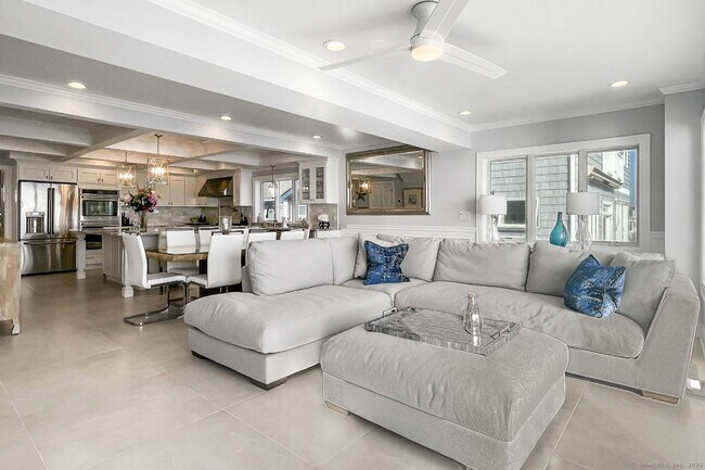 Foto del edificio - 43 Hillside Ave