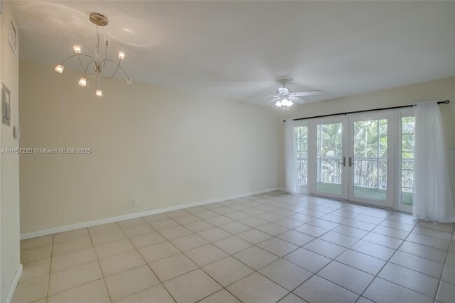 Foto del edificio - 2424 SE 17th St