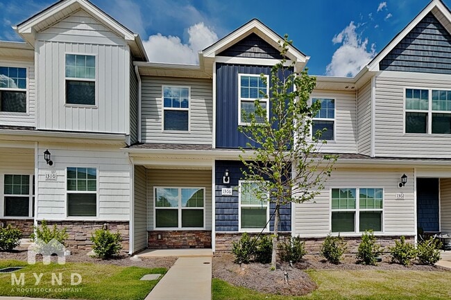 Building Photo - 1306 Principal Featherstone Ave