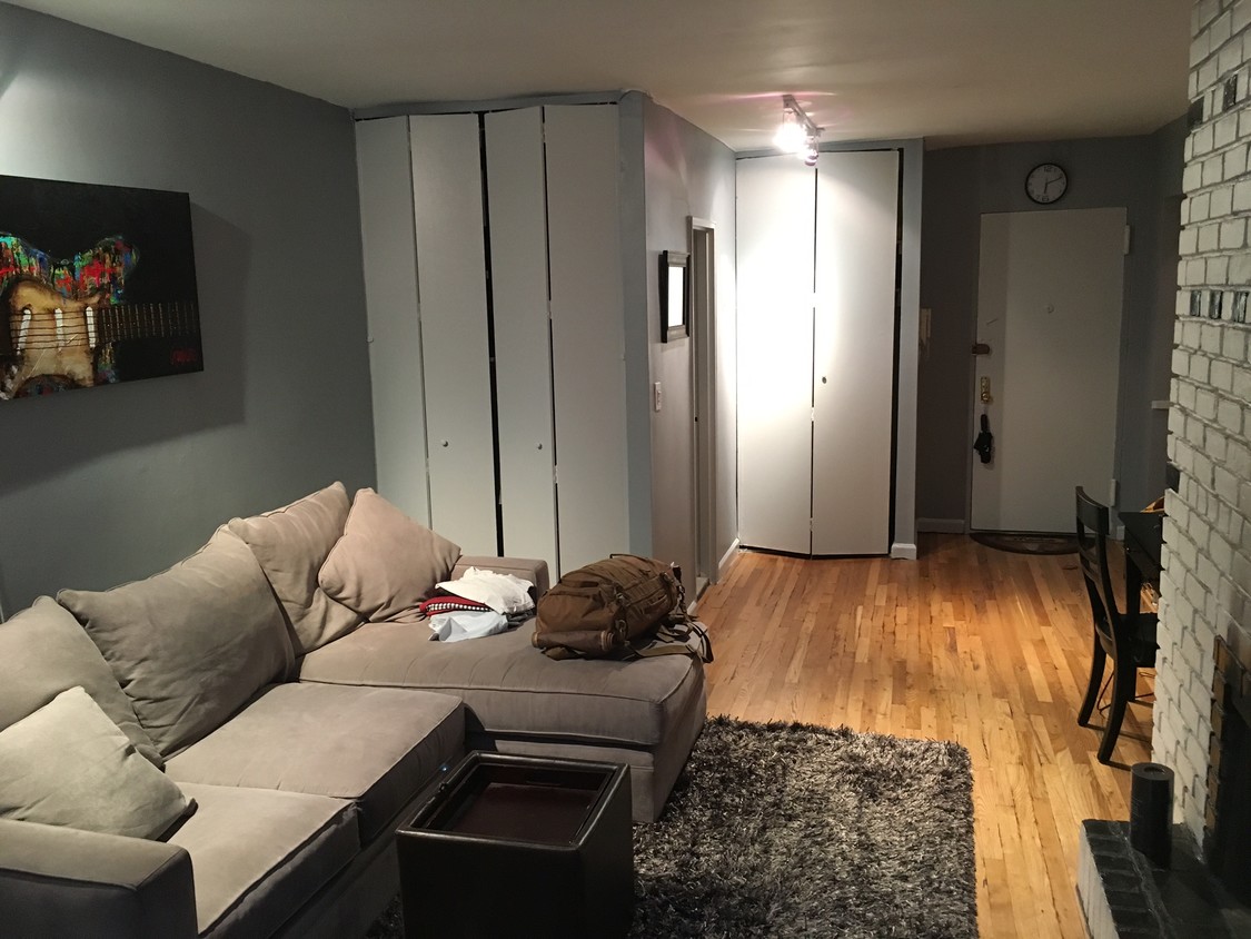 Main room - 250 W 15th St