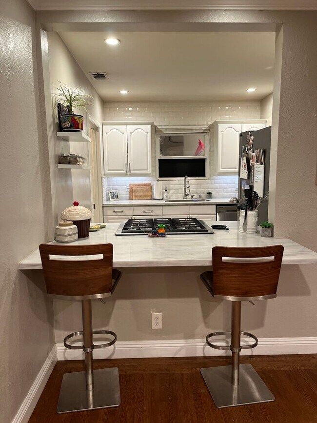 Building Photo - 1909 39th St