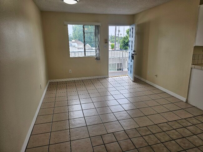 Building Photo - 14323 Haynes St