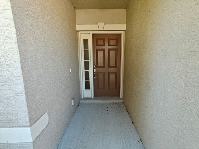 Building Photo - Charming & Modern 3-Bedroom Home with Brig...