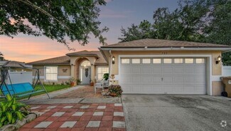 Building Photo - 503 Everest Way