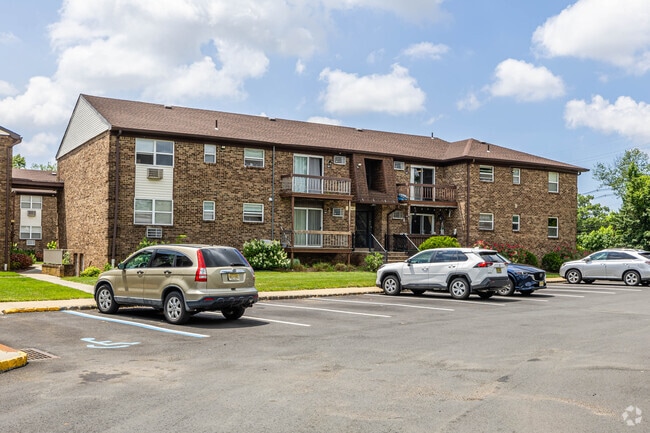 Building Photo - Edison and Blueberry Village
