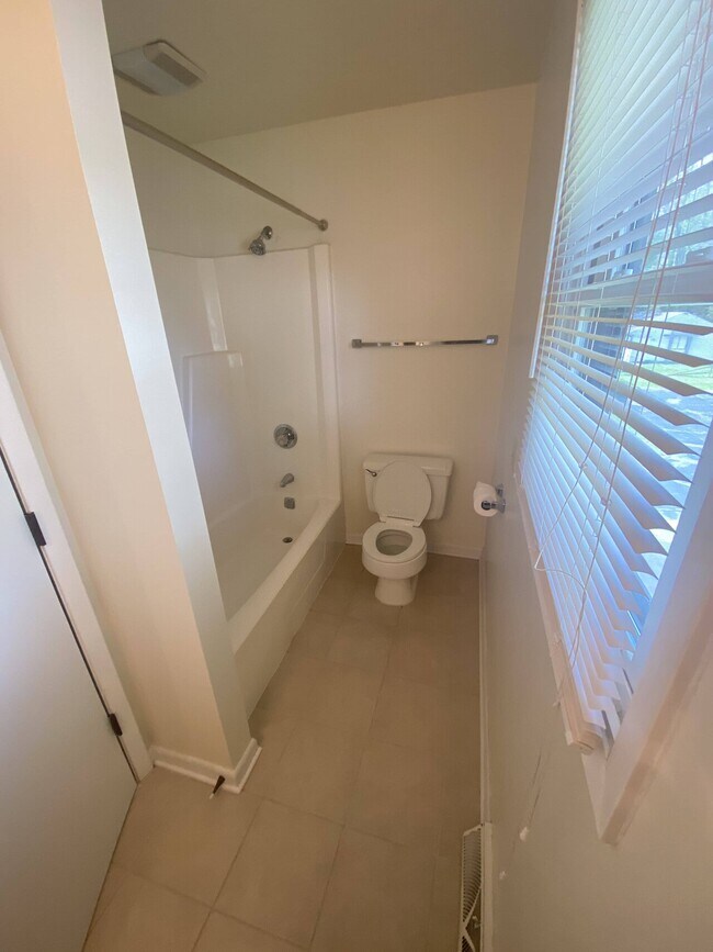 Building Photo - 6768 Woodlake
