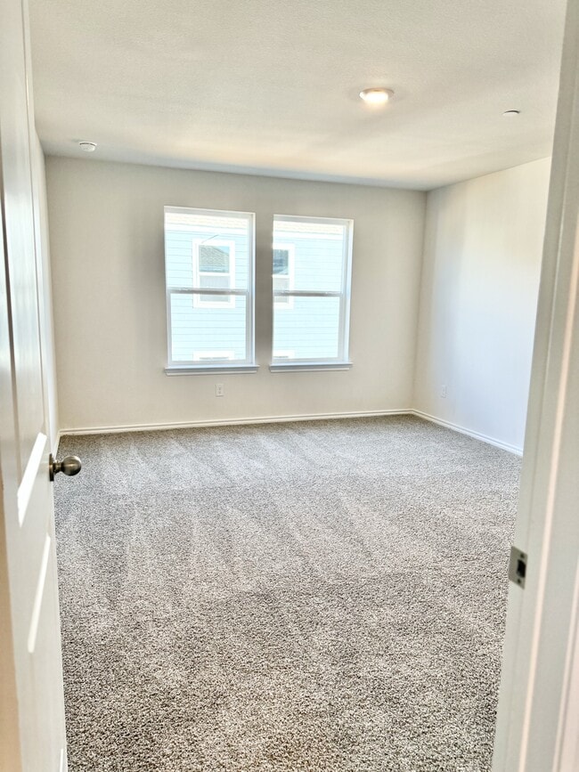 Building Photo - 7007 Moonflower Ln