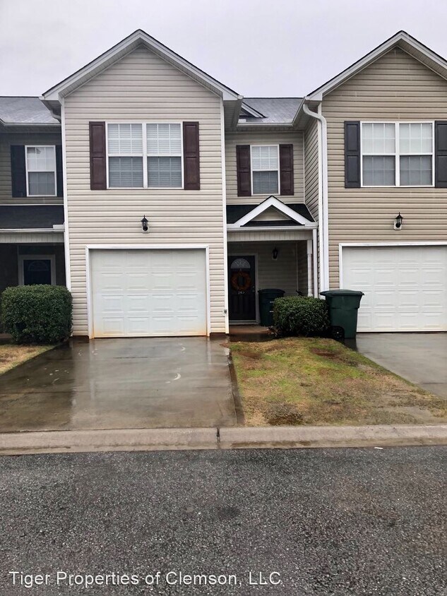 745 Bellview Way, Seneca, SC 29678 House Rental in Seneca, SC