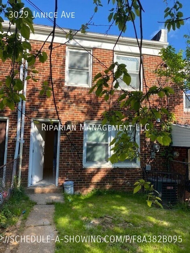 Building Photo - Welcome to charm city!